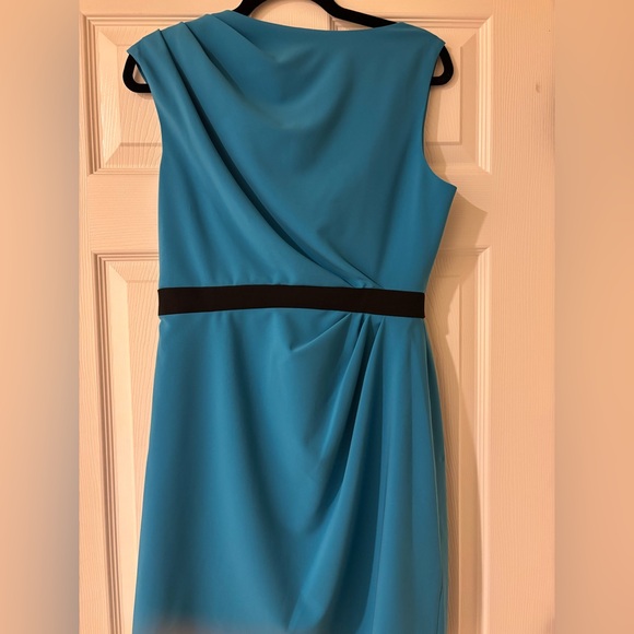 Cynthia Steffe Blue Ruched Asymmetrical Cocktail Dress Size 6 - Picture 6 of 11